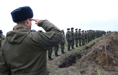 В Днепре похоронили 12 неизвестных солдат из зоны АТО