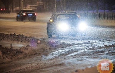 В понедельник  днем, 28 ноября, Украине пройдет  мокрый снег с дождем