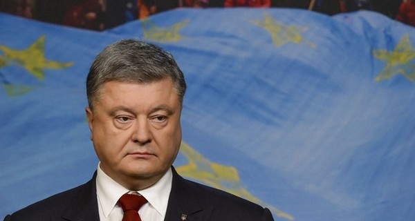 Порошенко: наши волонтеры всегда готовы поддержать всех, кто нуждается в помощи