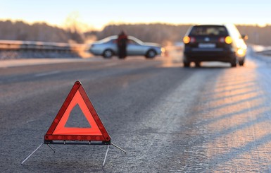 В Мелитополе машина переехала спящего на дороге мужчину