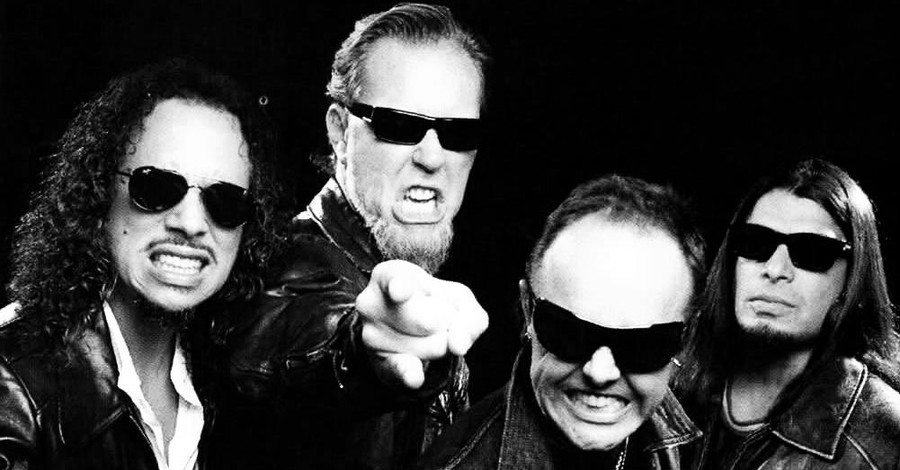 Metallica спела свой хит с продавцом в супермаркете