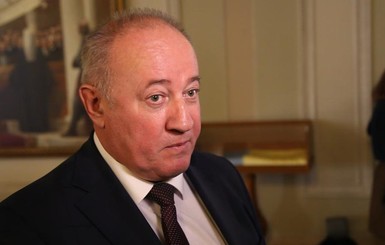 Депутат рассказал, зачем ему нужна высокая зарплата