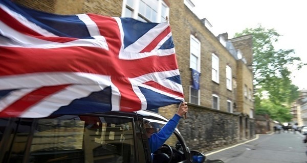 Парламент Великобритании принял в окончательном чтении акт  о начале Brexit