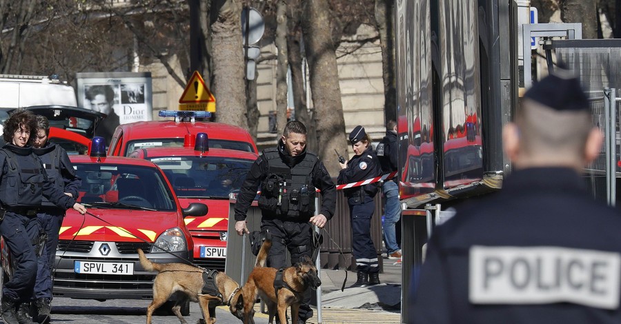 В Париже взорвался конверт в офисе МВФ