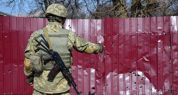 В зоне АТО погибли двое военных, четверо ранены