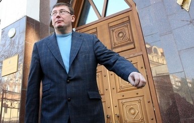 Что будет с Луценко, если Шокин выиграет суд за кресло генпрокурора