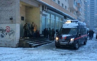 В Питере прогремел взрыв возле библиотеки, пострадал подросток