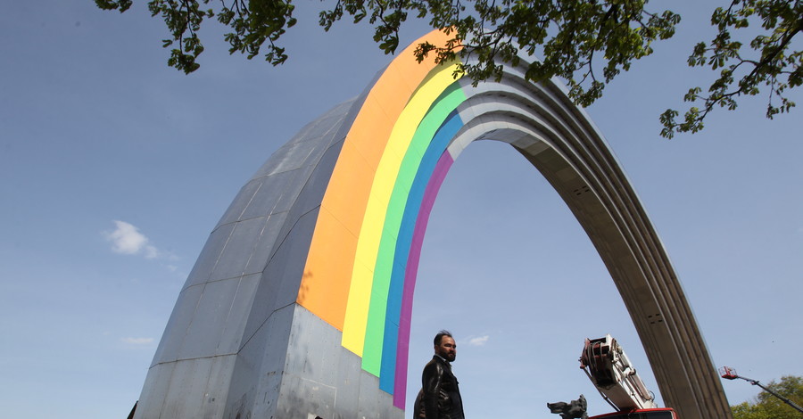 В Киеве арку Дружбы Народов 