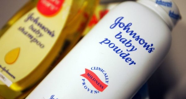 Компания Johnson & Johnson заплатит 110 миллионов долларов компенсации женщине, больной раком  