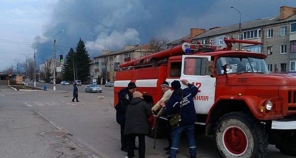 Ночью в Киеве на Оболони сгорел АТБ