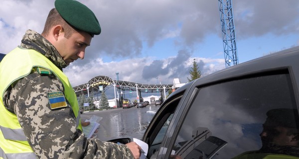 СМИ: на следующей неделе Рада проголосует за визовый режим с Россией