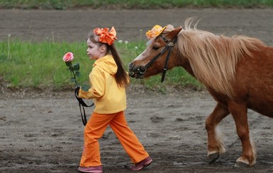 В воскресенье, 4 июня, днем от 15 до 27 градусов