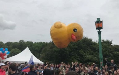 В Москве и Петербурге задержали сотни участников оппозиционного митинга 