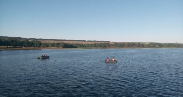 В Одесской области перевернулась лодка, утонули три девушки