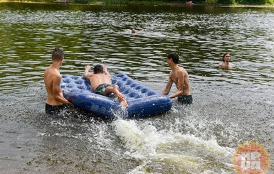 Сегодня днем, 17 августа, в Украине будет жарко и без осадков