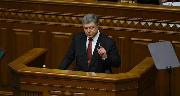 У Порошенко новый план по Крыму: сделать его для Москвы бременем