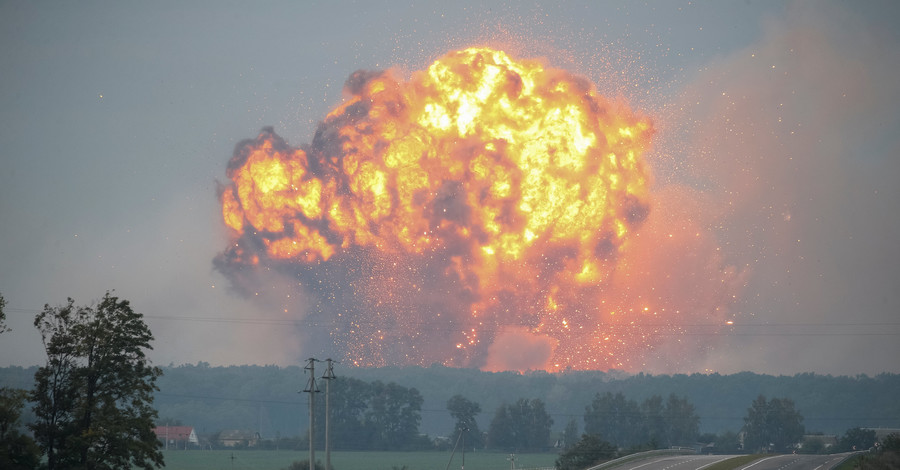 Пожар на военных складах: 