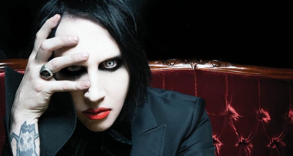 Мэрлина Мэнсона прибило декорацией во время концерта