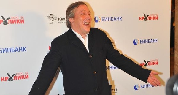 Актер Михаил Ефремов отказался ехать в Крым