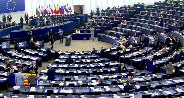 Секс-скандал в Европарламенте: назначены срочные дебаты