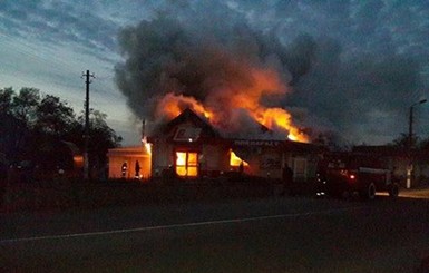 За взрыв в магазине боец 