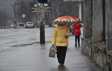 Сегодня днем, 7 ноября, небольшой дождь пройдет местами на востоке и юге страны