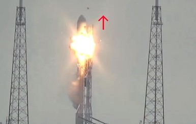 В Техасе во время испытаний взорвался новый двигатель для Falcon 9