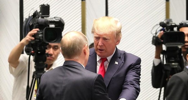 О чем во Вьетнаме говорили Путин и Трамп