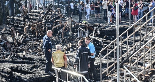 Директора горевшего лагеря 