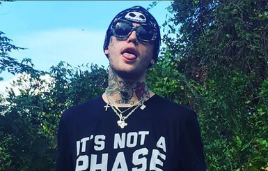 Модный рэпер Lil Peep умер от передозировки перед концертом