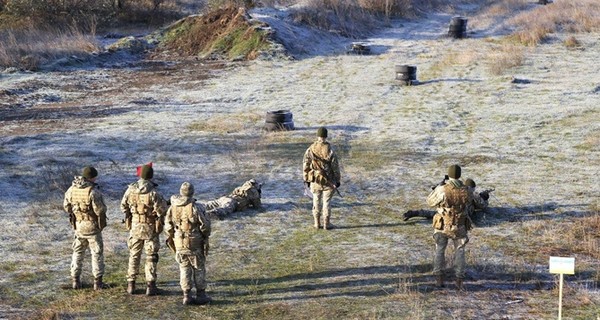 В зоне АТО диверсанты напали на воинскую часть, ранен часовой