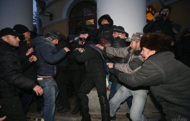 Полиция и митинги: чтобы прекратить взаимные потасовки, нужна скандинавская модель