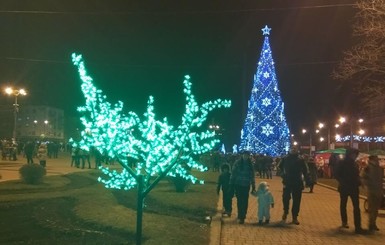 История войны одного донецкого дома: опустел, состарился, но живет