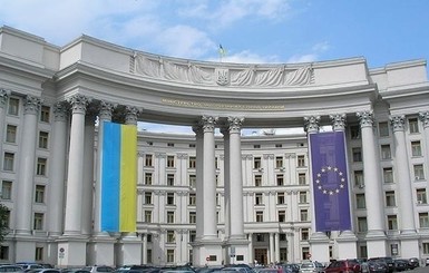 В 17 странах мира нет украинских послов