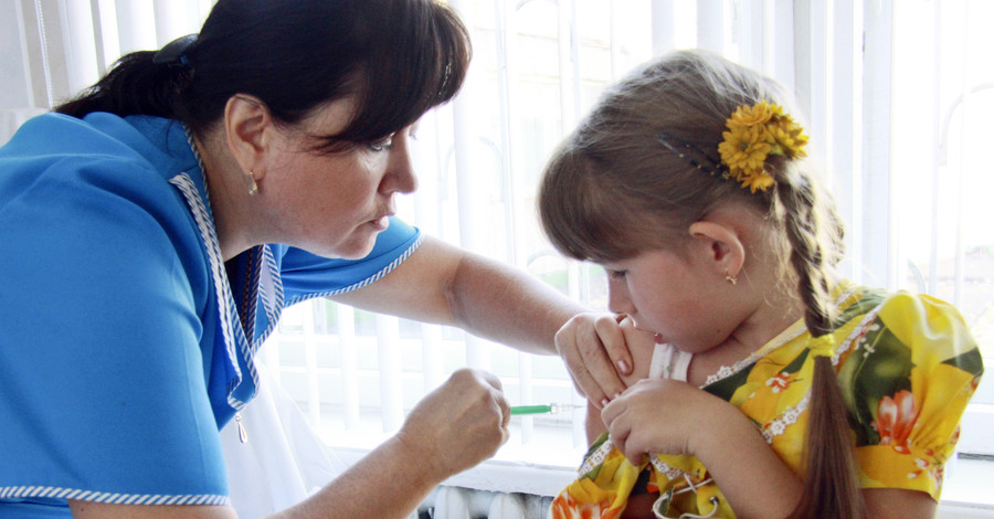 На родителей, чьи дети не привиты от кори, можно подать в суд