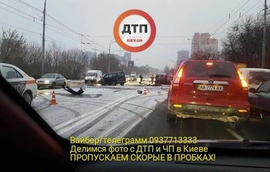 В Киеве в аварии погиб капрал полиции