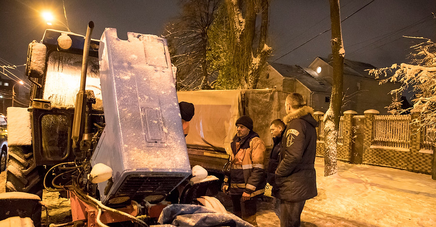 В соцсетях киевляне хвалят Кличко за качественную уборку снега