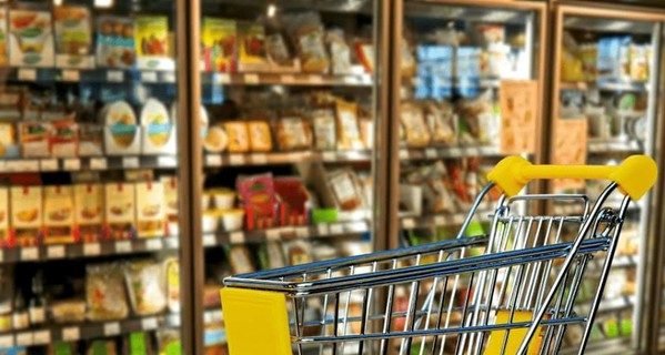 В Украине за месяц подорожали 70% социальных продуктов