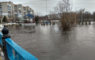 Ахтырка уходит под воду – людей эвакуировали посреди ночи