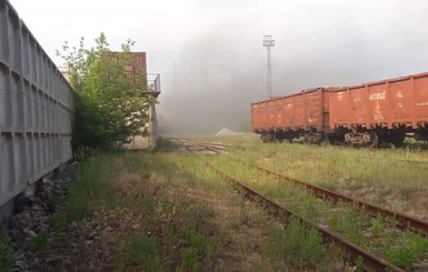 В Днепре горел завод по производству аккумуляторов 