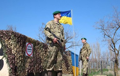 На границе с Крымом задержали женщину-дезертира