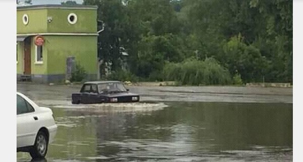 В Тернопольской области после ливня город Збараж превратился в 