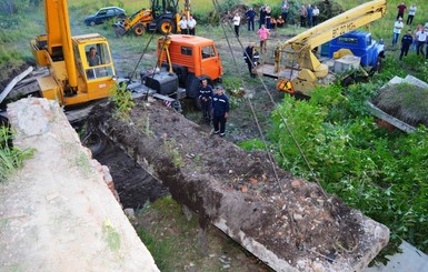 На Черниговщине из-под завалов извлекли тела 3 погибших парней