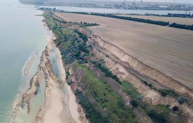 В Одесской области сошел сильный оползень