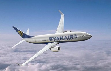 Пассажир авиакомпании Ryanair переоделся в костюм феи и угрожал всех порезать