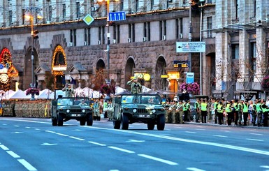 Как попасть на парад и как себя вести в толпе