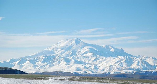 На Эльбрусе нашли тело погибшей 31 год назад альпинистки