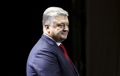 Порошенко во Львове: Россия использует новейшие технологии воздействия на сознание украинцев