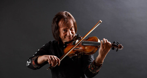 Скрипач Василий Попадюк: В самолет из Канады в Киев я захожу, как в  автобус