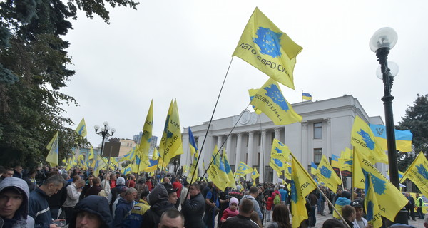 В Кабмине утвердили порядок растаможки 